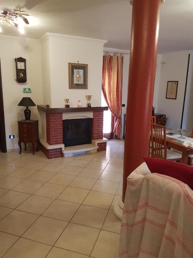 B&B Malibu Ардеа Екстер'єр фото