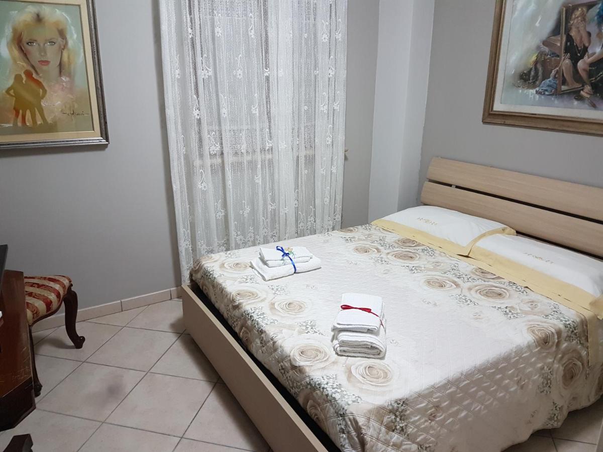 B&B Malibu Ардеа Екстер'єр фото