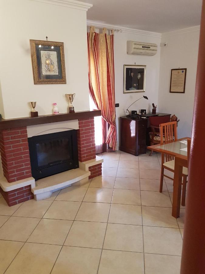B&B Malibu Ардеа Екстер'єр фото