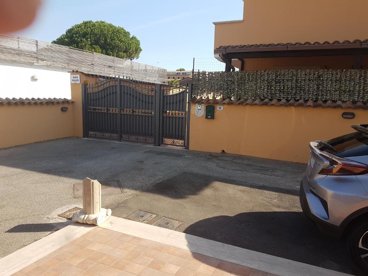 B&B Malibu Ардеа Екстер'єр фото